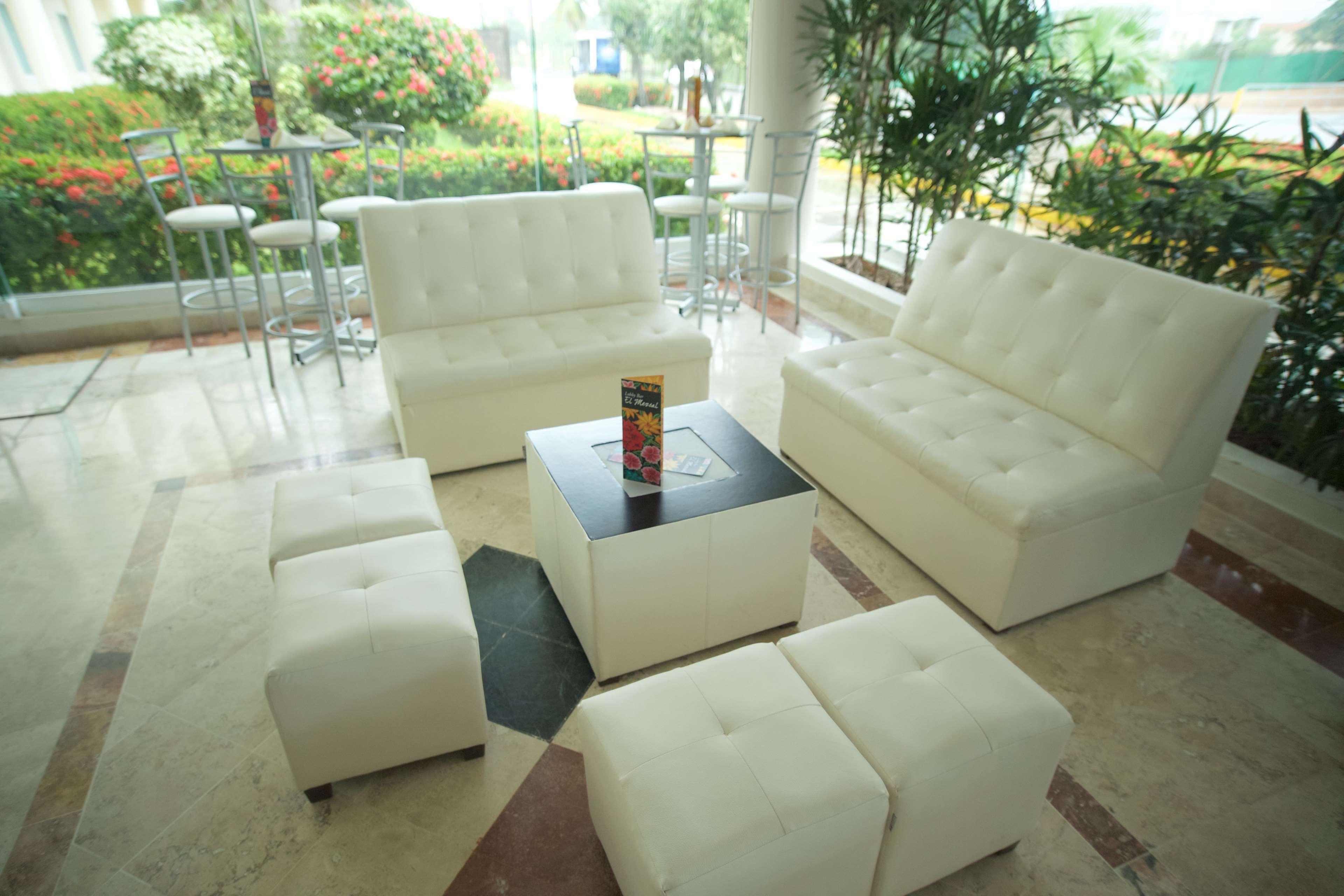 Отель Gran Tuxtepec Plaza Экстерьер фото