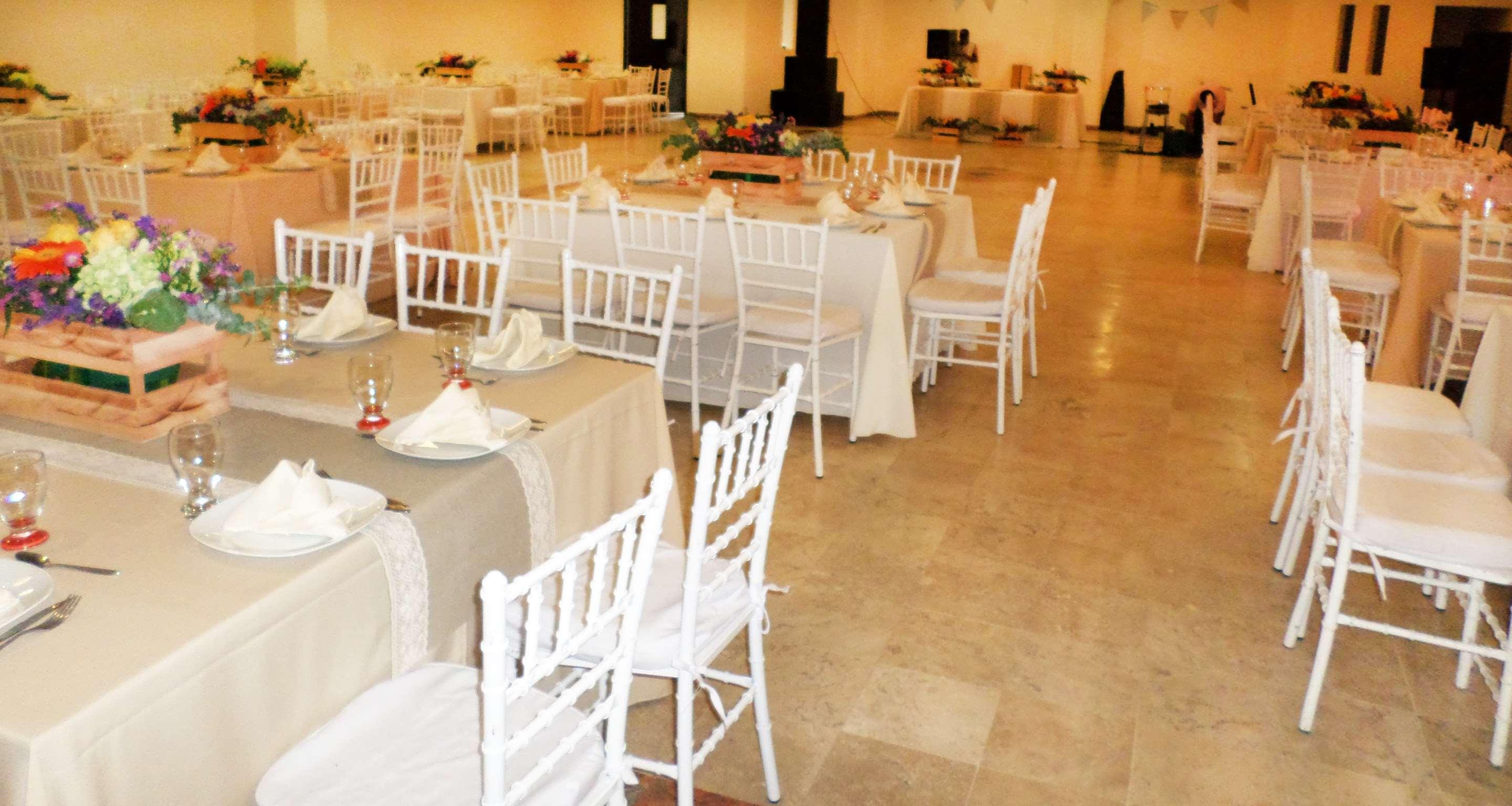 Отель Gran Tuxtepec Plaza Экстерьер фото